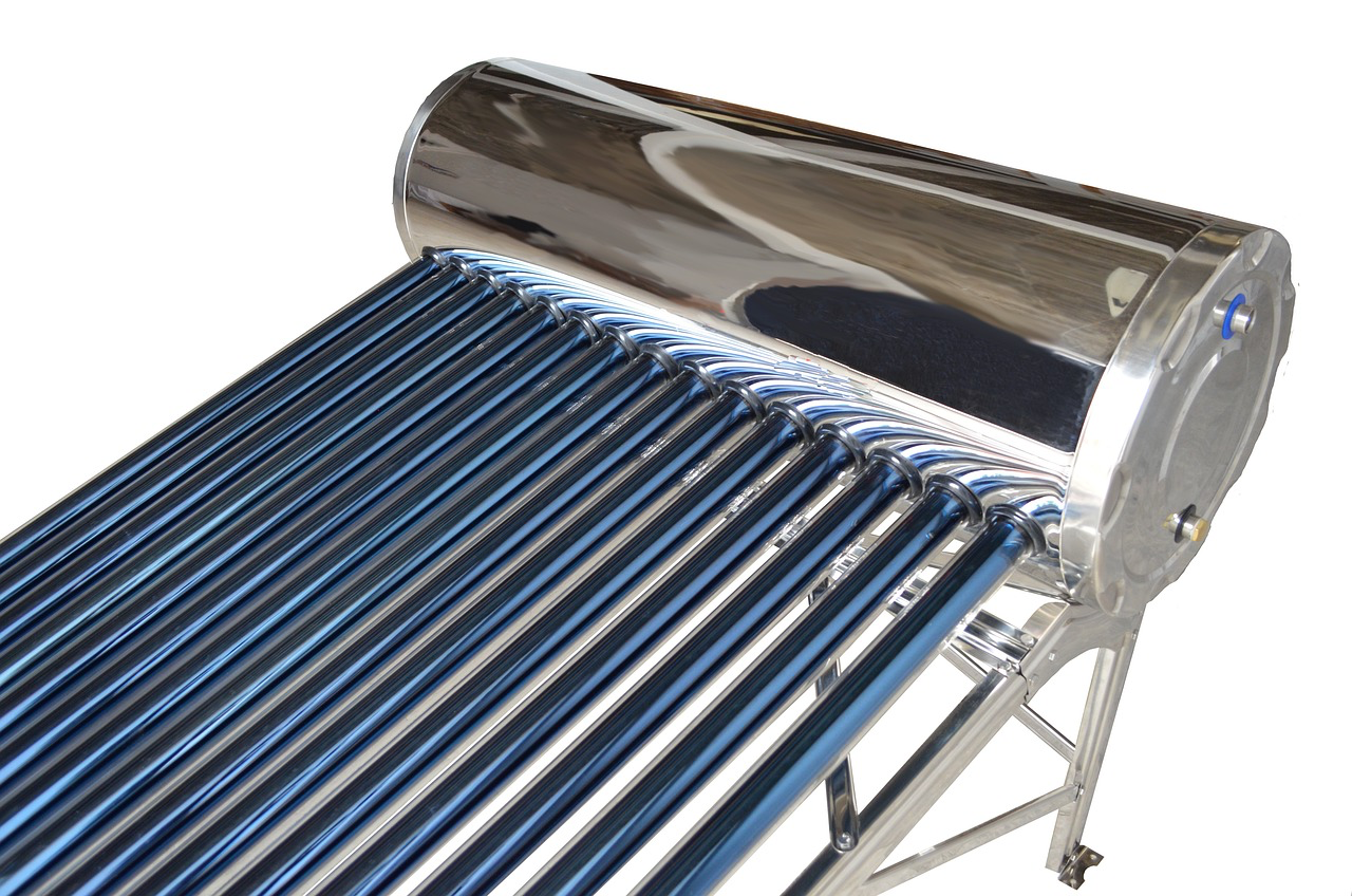 solar water heater in UAE